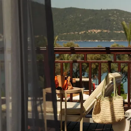 Doubletree By Hilton Bodrum Isil Club Ultra All-Inclusive Resort-2